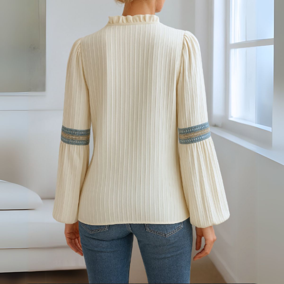 Louise™ | Vintage V-ringad Blus