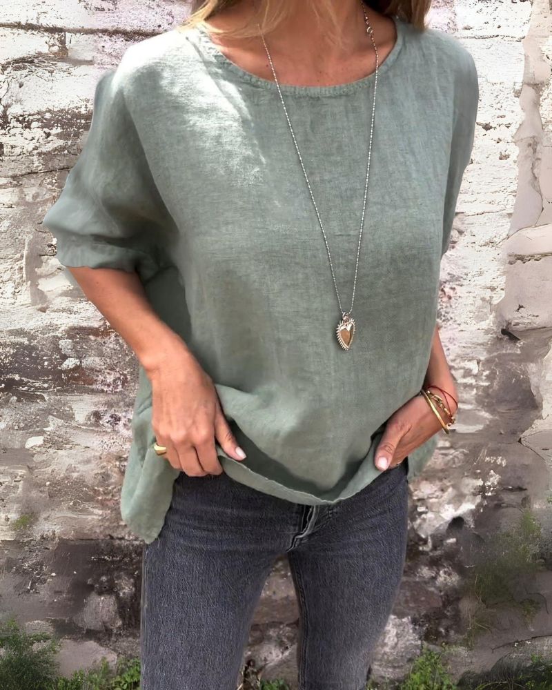 Kerstin™ | Essential T-Shirt