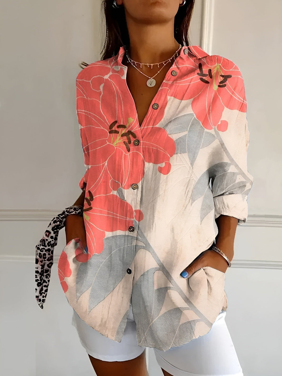 Lovisa™ | Flytande blus med elegant täckning