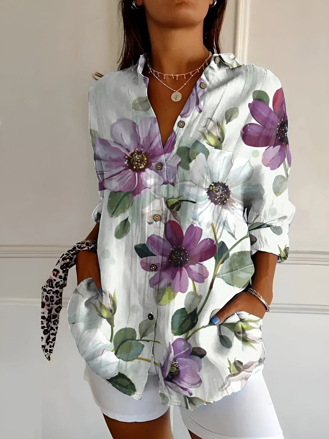 Lovisa™ | Flytande blus med elegant täckning