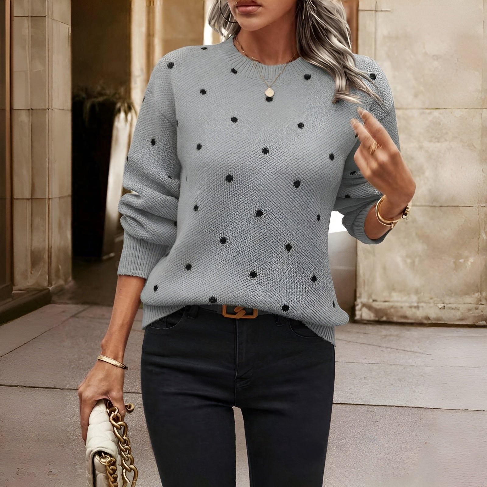 Amy™ | Stickad Tröja med Prickar
