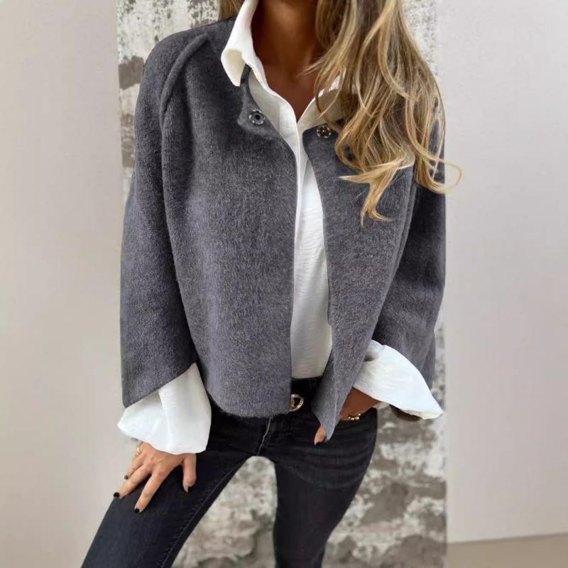 Ilse™ | Kort jacka med elegant utställda ärmar