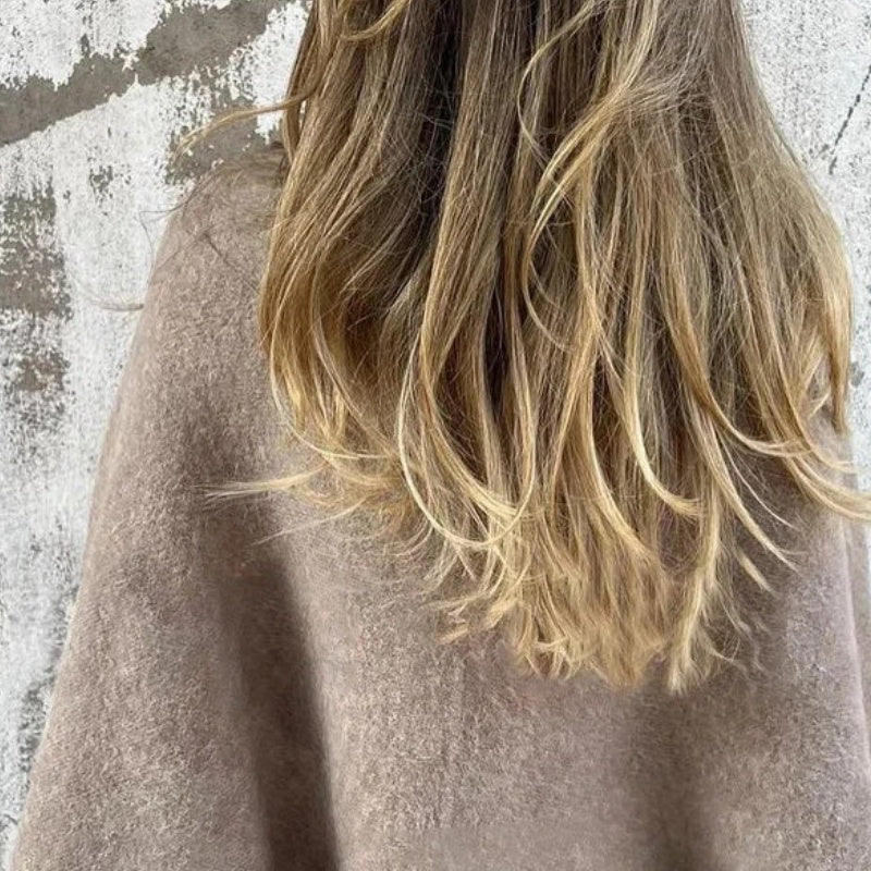 Ilse™ | Kort jacka med elegant utställda ärmar